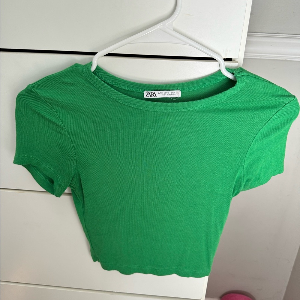 Zara cropped Tshirt